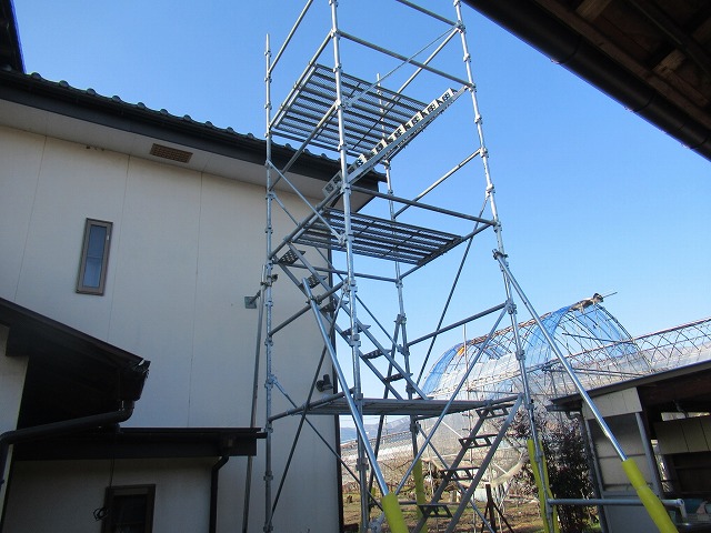 南アルプス市　ラバーロック